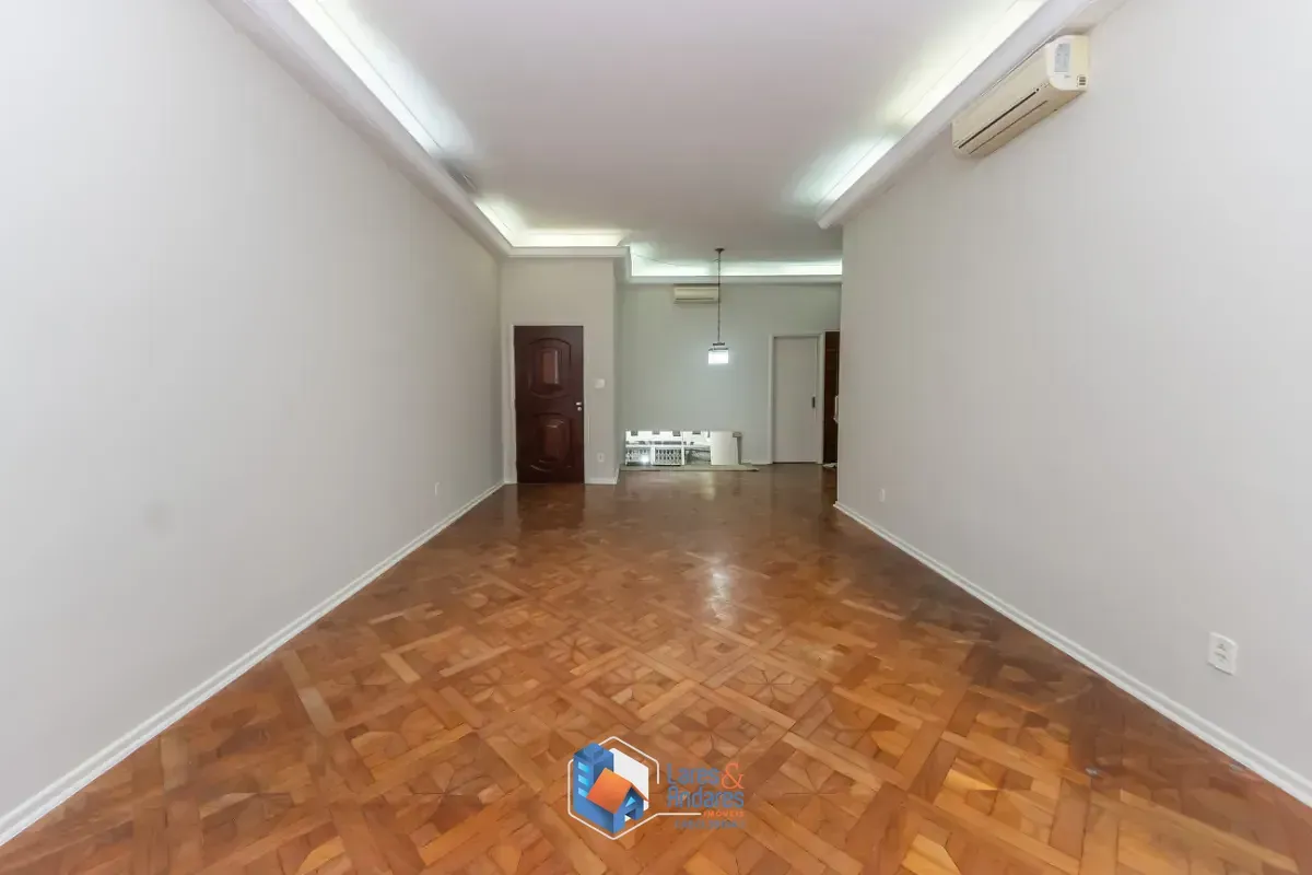 Imagem Apartamento garden para venda em Jardim Paulista com 3 quartos, sendo 1 suíte, 212m²