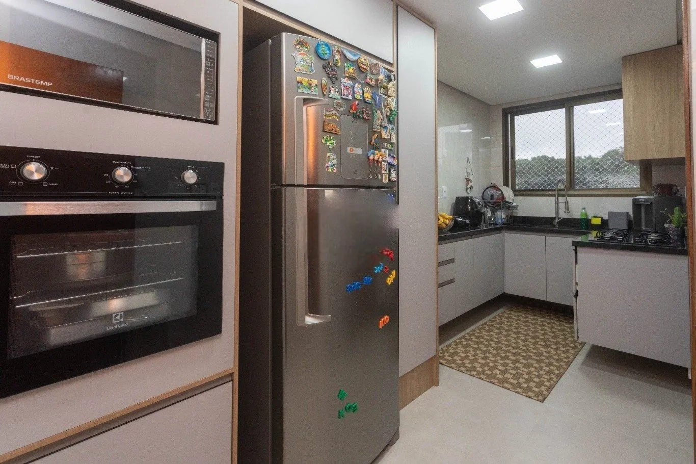 Imagem Apartamento de 3 quartos, suíte e 1 vaga de garagem no bairro Passo da Areia POA