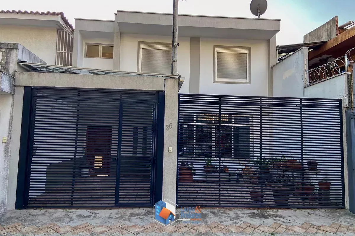Foto do imóvel Casa de vila para venda em Campo Belo com 3 quartos, sendo 3 suítes, 172m² em Rua Selma