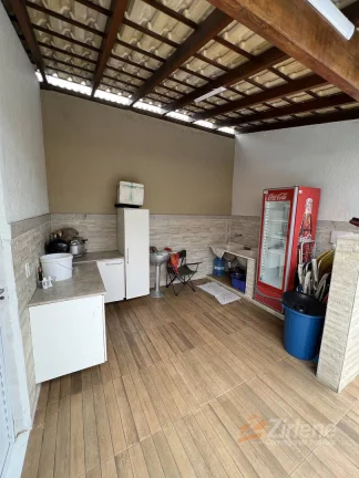 Imagem CASA COM ÁREA DE LAZER COMPLETA EM SANTA MÔNICA GUARAPARI...