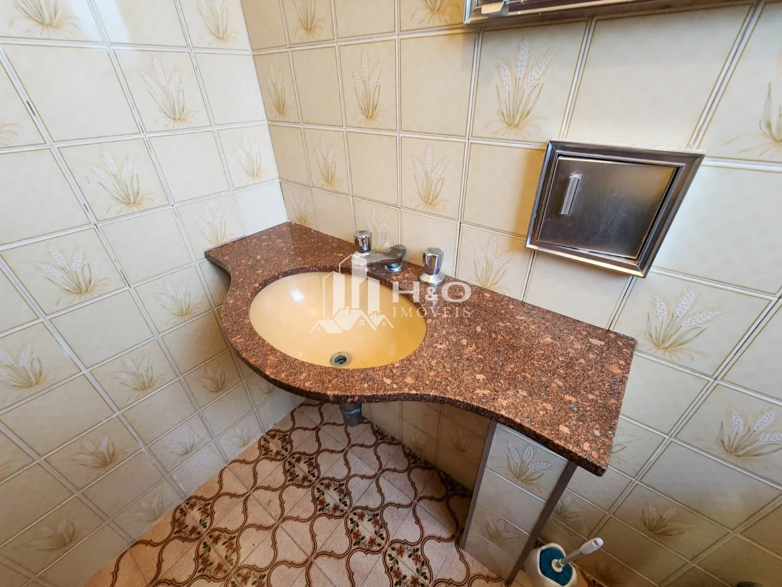 Imagem Sobrado à venda na Vila Rui Barbosa com 4 dormitórios 3 suítes 206 m²