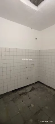 Imagem Galpão com 3600m² em Taboão da Serra - SP