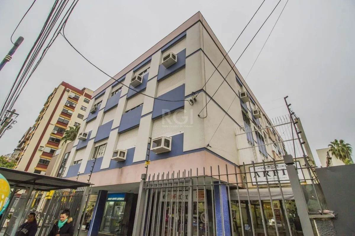 Imagem Apartamento para Venda - 96m², 3 dormitórios, 1 vaga - Menino Deus