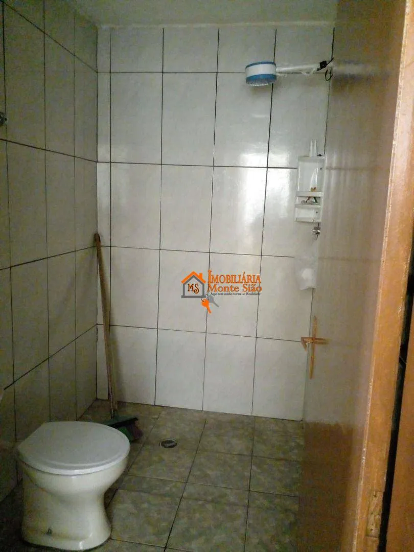 Imagem Sobrado com 5 dormitórios à venda, 250 m² por R$ 590.000,00 - Vila Barros - Guarulhos/SP