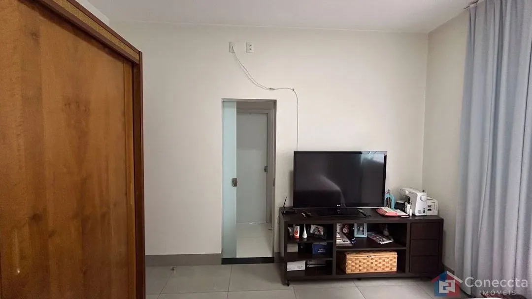 Imagem Casa à venda, 227 m² por R$ 1.080.000,00 - Valparaíso - Patos de Minas/MG