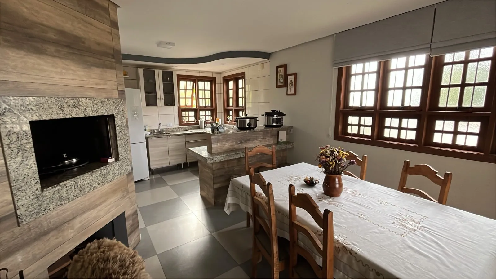 Imagem Casa alto padrão à venda em Santa Isabel, Viamão