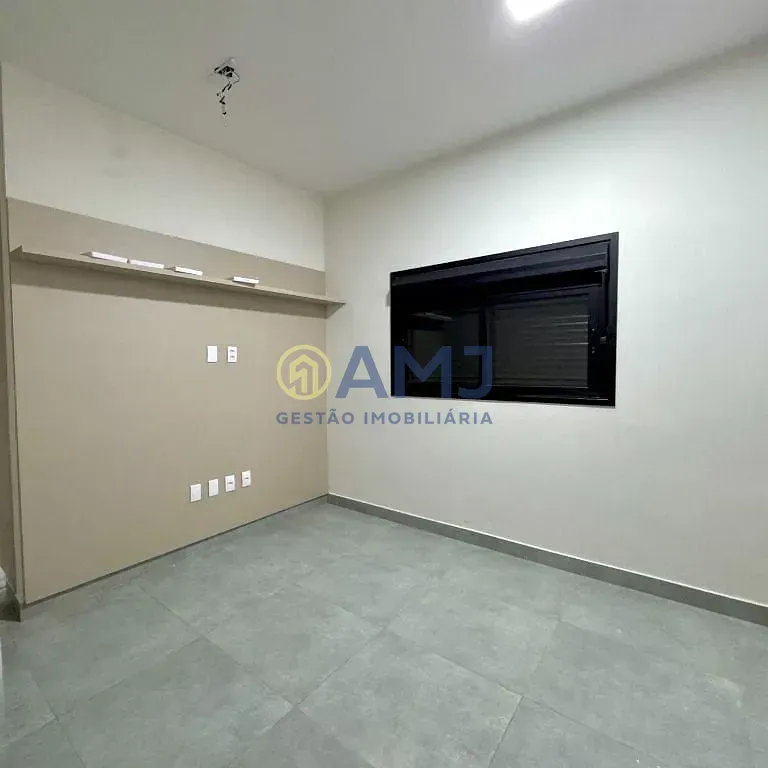 Imagem Venda de Casa Térrea no Jardins Porto | Lote de Esquina | Vista para Reserva