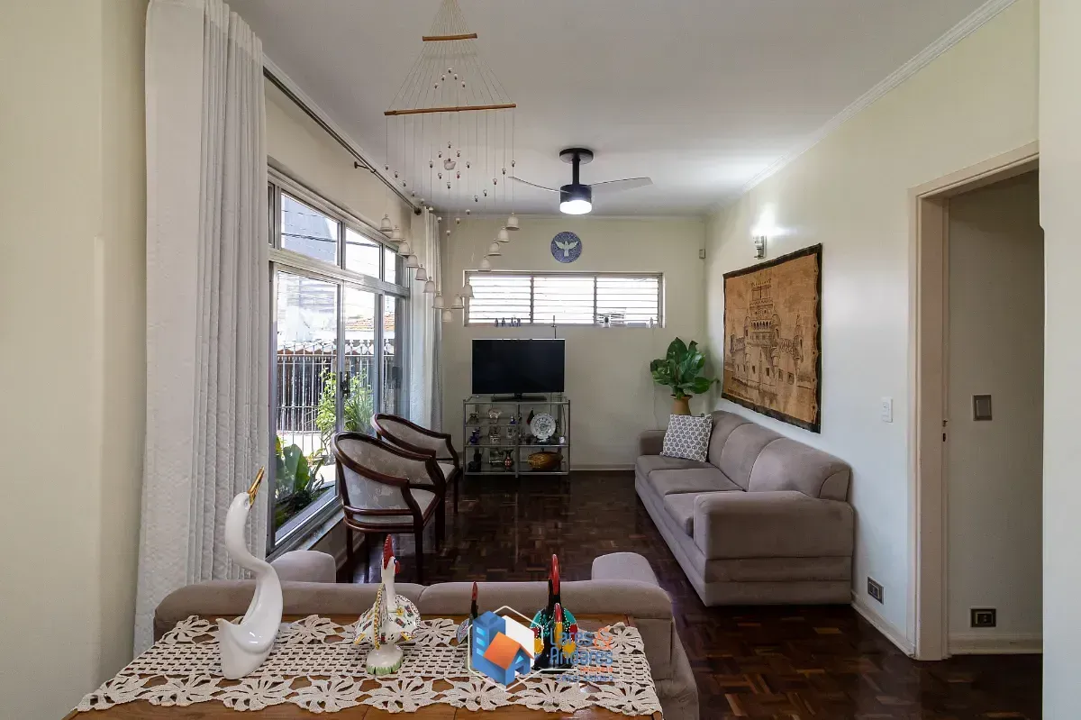Imagem Casa para venda em Parque São Domingos com 3 quartos, sendo 1 suíte, 246m²