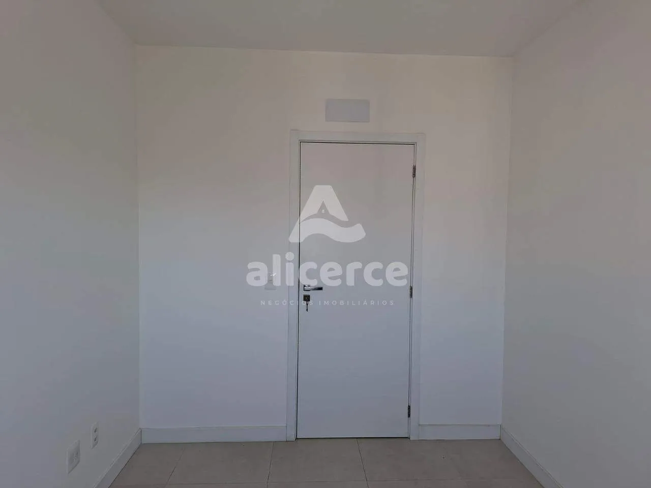 Imagem Apartamento à Venda com 70 m² I 2 Dormitórios I 1 Suíte I Vaga de Garagem - no bairro, Campinas São José São - SC