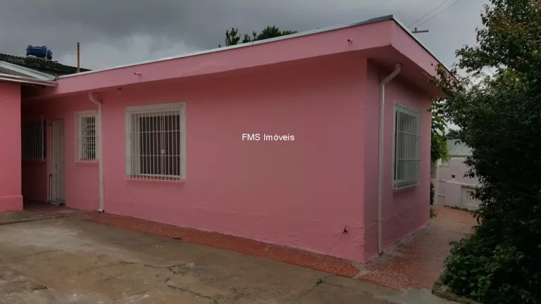 Imagem Casa com 91m2 à venda no Rio Pequeno.