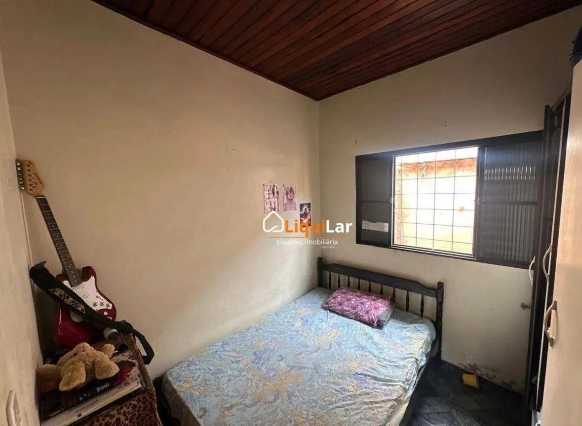 Imagem Casa com Edícula no Tiradentes - Excelente Oportunidade