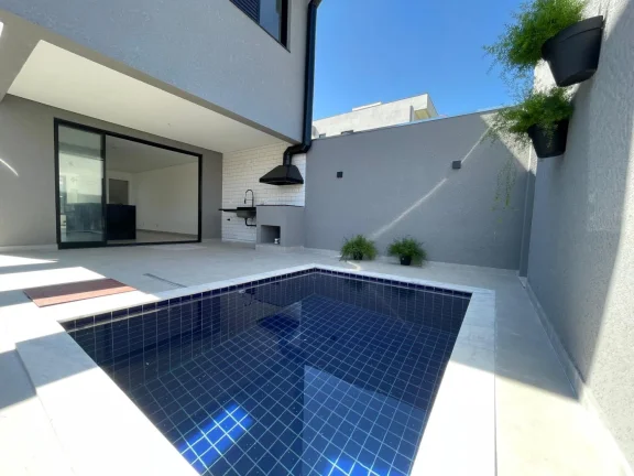 Imagem Casa com 3 Suítes e Piscina - Santana de Parnaíba/SP
