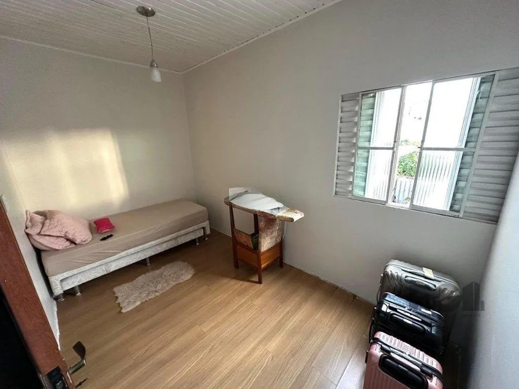 Imagem Casa de 160m² com 4 quarto no Bairro Farrapos
