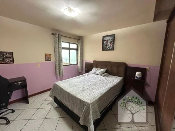 Imagem Casa ampla no Itacorubi