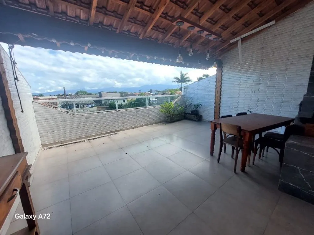 Imagem CASA COM 230,00 m² - SÍTIO DO CAMPO - PRAIA GRANDE SP