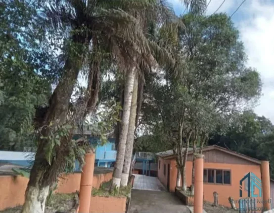 Chácara com sobrado, casa, chale, salão de eventos, piscina, em São José dos Pinhais - PR