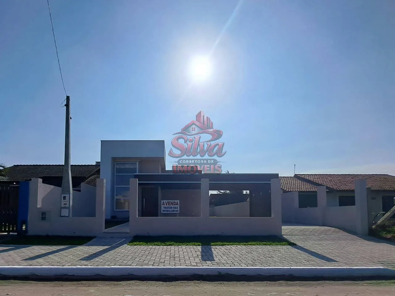 Imagem Casa alto padrão com suíte no Centro de Imbé