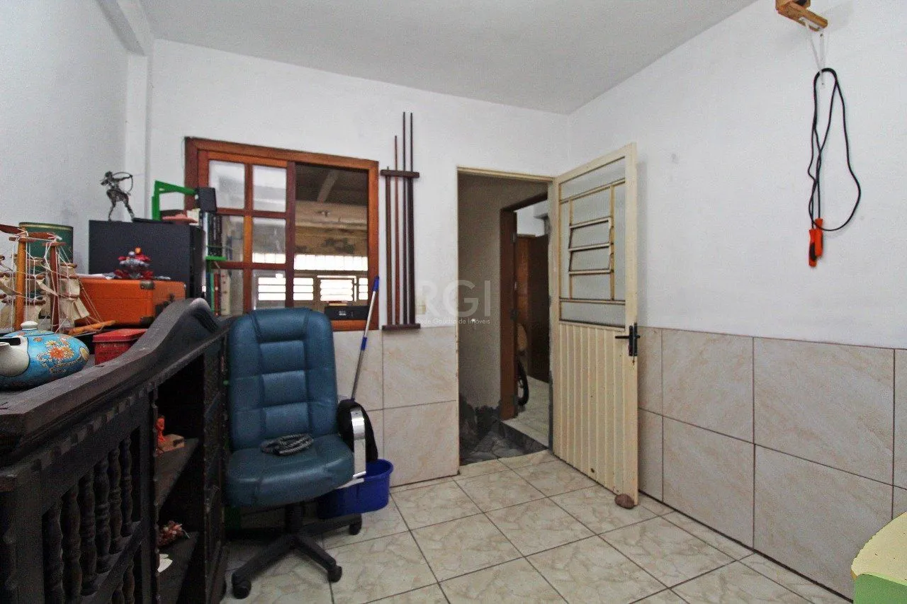 Imagem Casa para Venda - 85m², 2 dormitórios, 1 vaga - Cidade Baixa