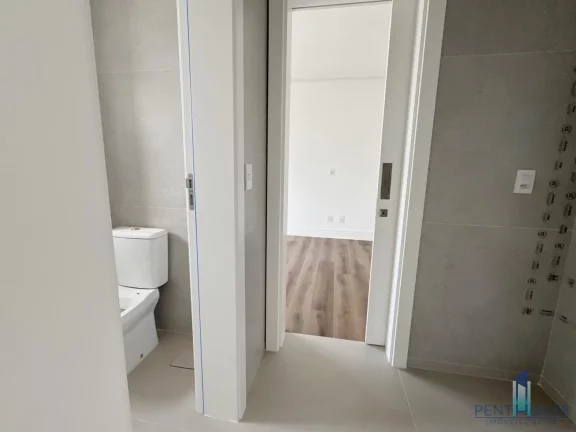 Imagem Apartamento Zona Central para Venda em Balneário Camboriú, CENTRO, 4 dormitórios, 2 suítes, 4 banheiros, 3 vagas