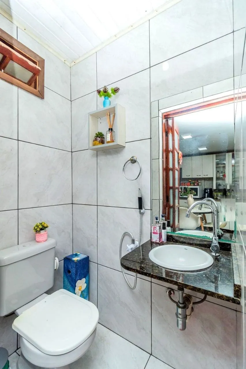 Imagem CASA 03 dormitórios, 2 suítes, 216m² privativos com piscina no BAIRRO MEDIANEIRA