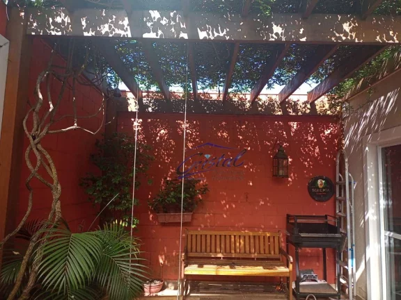 Imagem Excelente Casa na Granja Viana!