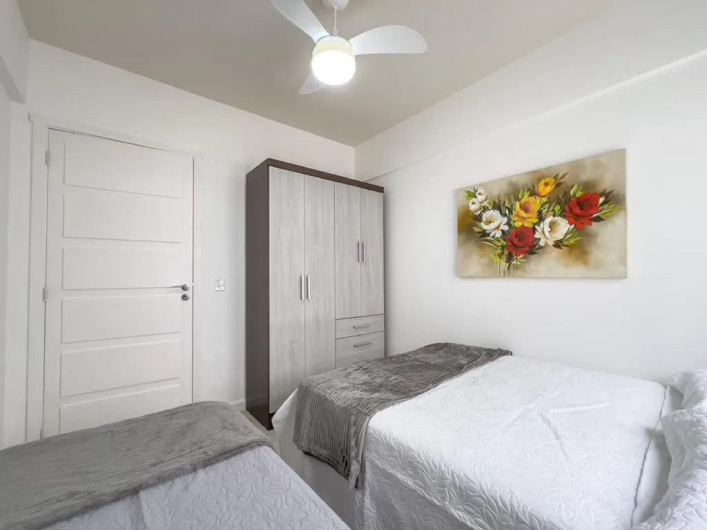 Imagem Apartamento 2 Dormitórios - Bairro Centro
