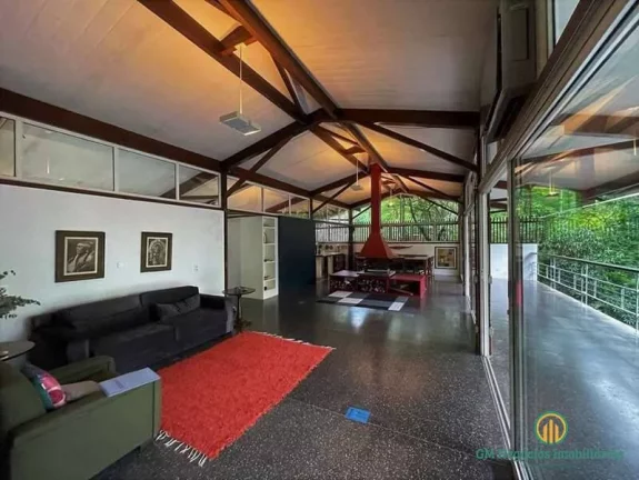 Imagem Cond. dos Arquitetos - Contemporânea e despojada! Uma casa única!