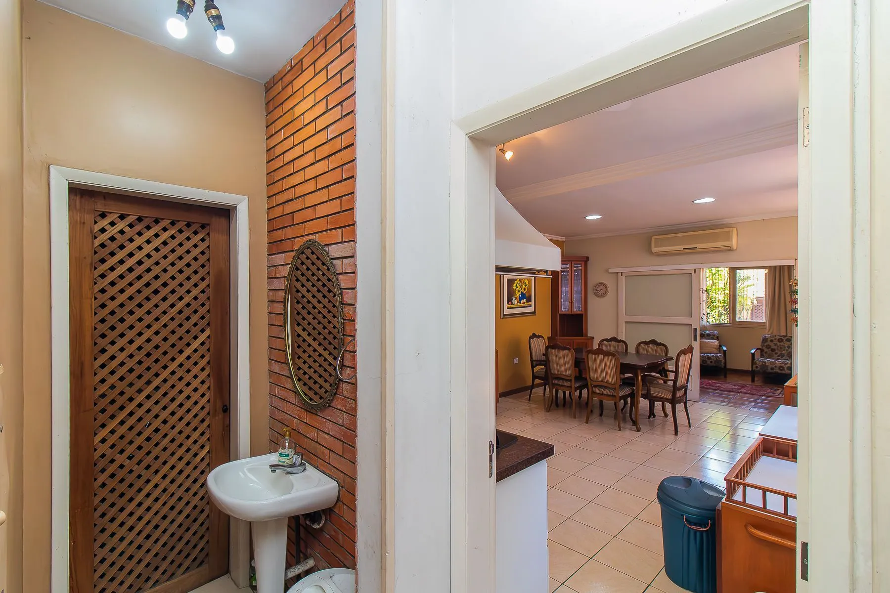 Imagem Casa com 5 dormitórios e muito mais