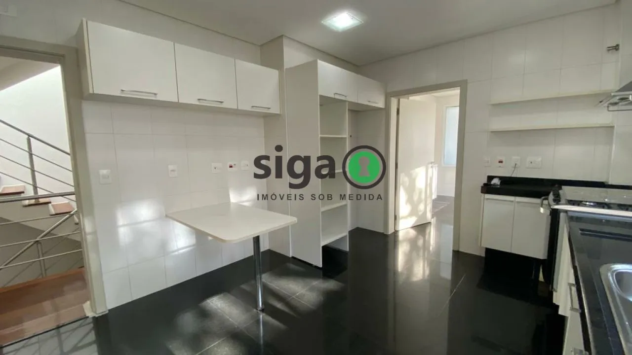 Imagem CASA DE CONDOMÍNIO À VENDA NO BROOKLIN | 608M² | 4 SUÍTES | ALTO PADRÃO | RUA JOB LANE