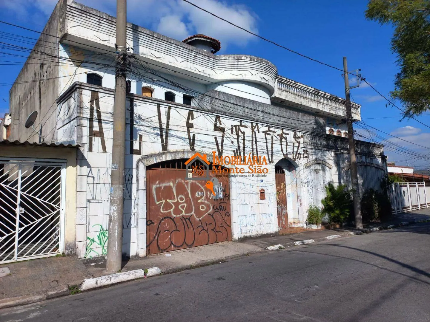 Imagem Sobrado com 5 dormitórios à venda, 600 m² por R$ 2.438.000,00 - Jardim Vila Galvão - Guarulhos/SP