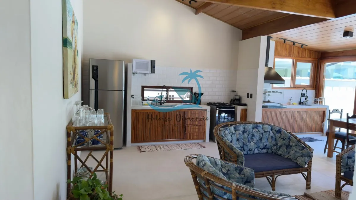 Imagem Casa térrea a venda no melhor bairro de Ubatuba, Barra da Lagoa, próximo à rua Guarani.