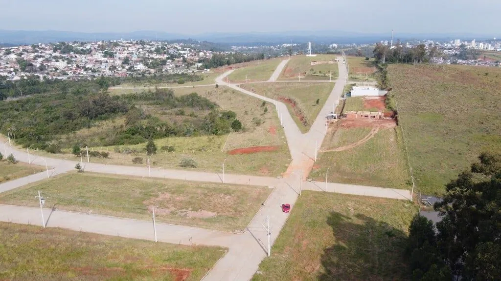 Imagem Terreno em Quatro Colônias