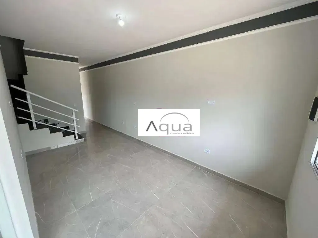 Imagem Casa para Venda em Mongaguá, Florida Mirim, 2 dormitórios, 1 suíte, 2 banheiros, 5 vagas