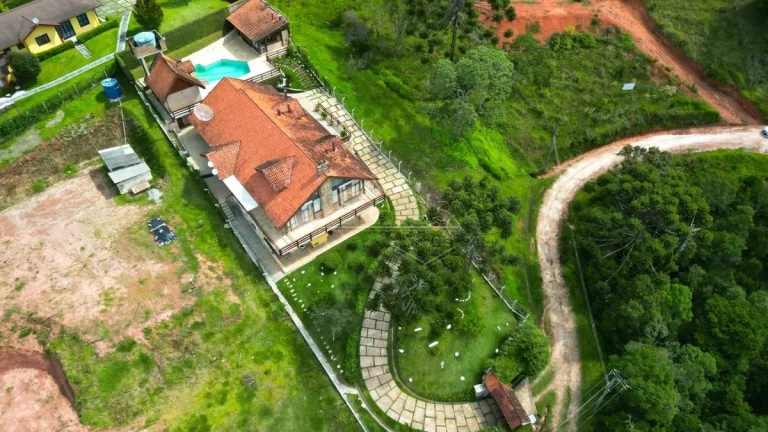 Imagem Casa de condomínio em Campos do Jordão