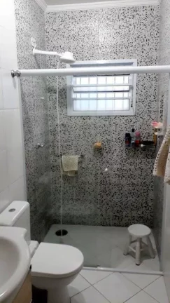 Imagem CASA COM 5 DORMITORIOS PERTINHO DA PRAIA