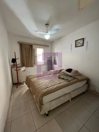 Imagem Praia da enseada 50 metros da praia , apartamento com 1 dormitório , 2 banheiros, sala com varanda e possui 2 elevadores região Carrefour, ótima localização