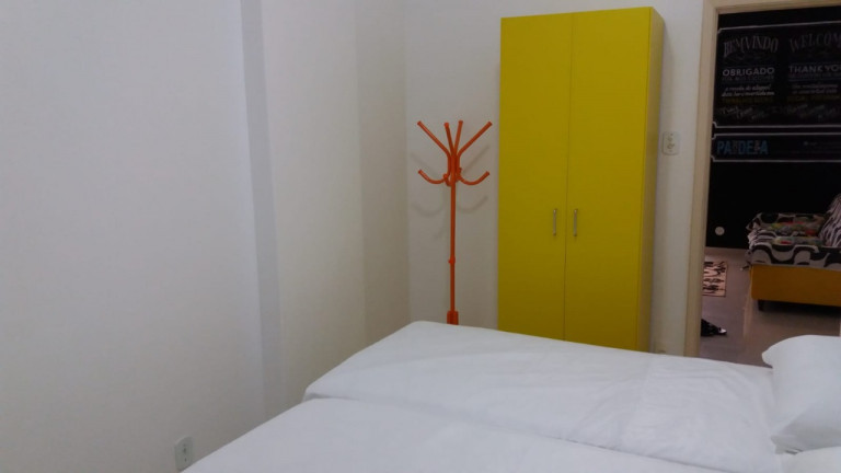 Imagem Apartamento com 2 Quartos à Venda, 72 m² em Copacabana - Rio de Janeiro