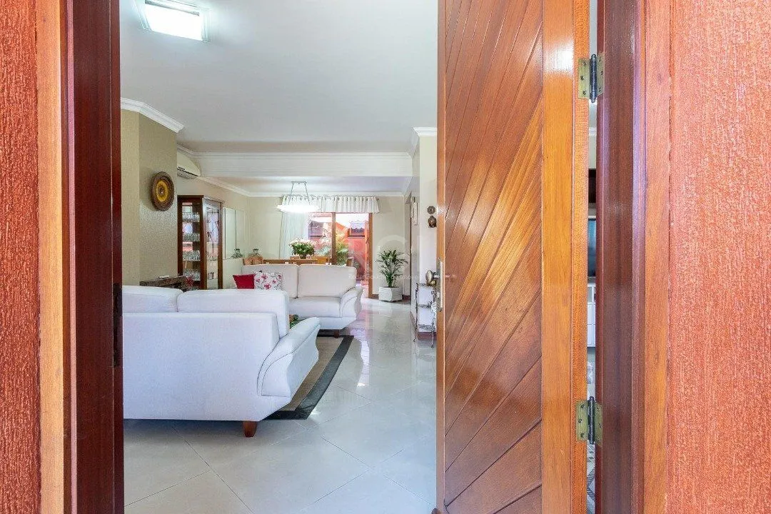 Imagem Casa Condominio para Venda - 286.89m², 4 dormitórios, sendo 2 suites, 2 vagas - Cristal