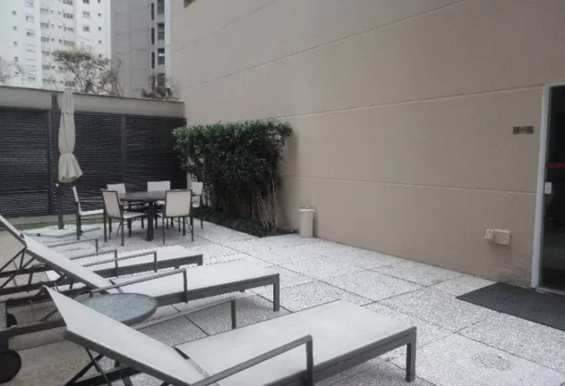 Imagem Flat disponível para venda no Condomínio Twin Towers Ibirapuera em Moema, com 74m², 2 dormitórios e 1 vaga