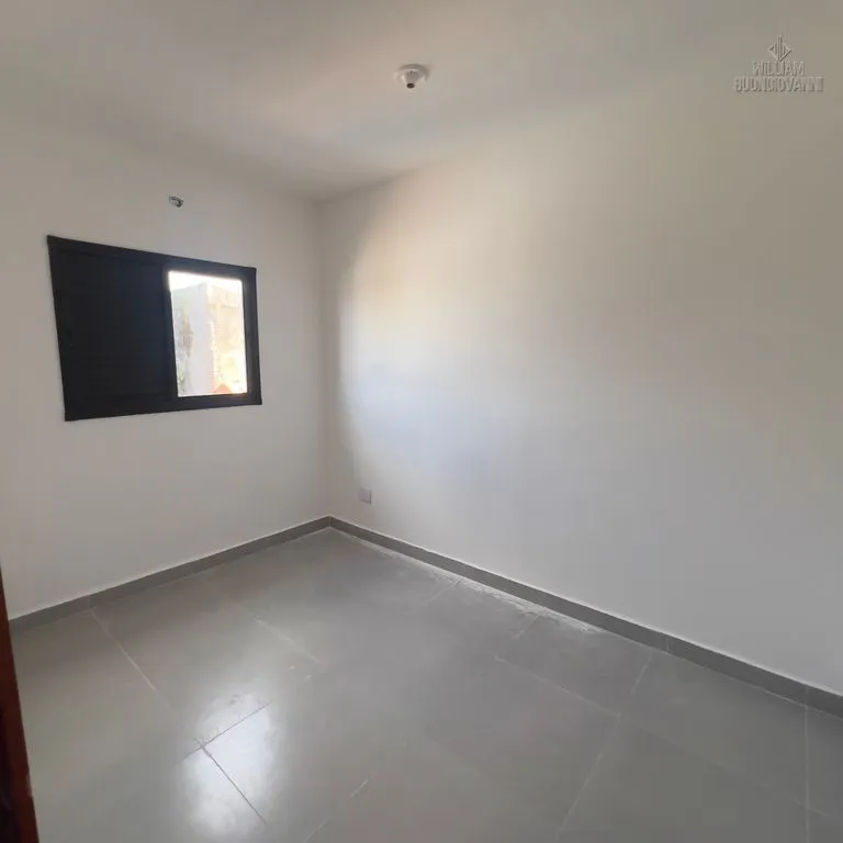 Imagem SOBRADO EM CONDOMÍNIO COM CHURRASQUEIRA A 470 METROS DO MAR!