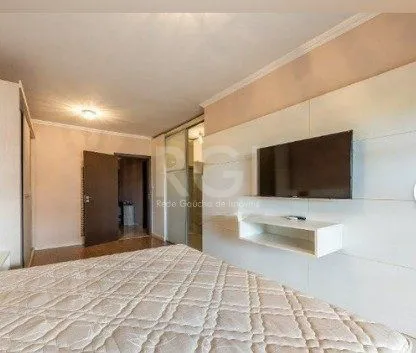 Imagem Casa para Venda - 225.43m², 3 dormitórios, sendo 1 suites, 2 vagas - Guarujá