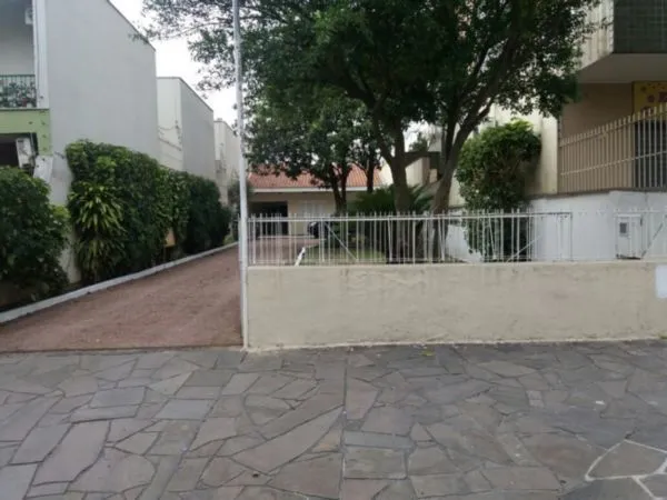 Casa para Venda - 435.6m², 2 dormitórios, 3 vagas - Cristo Redentor