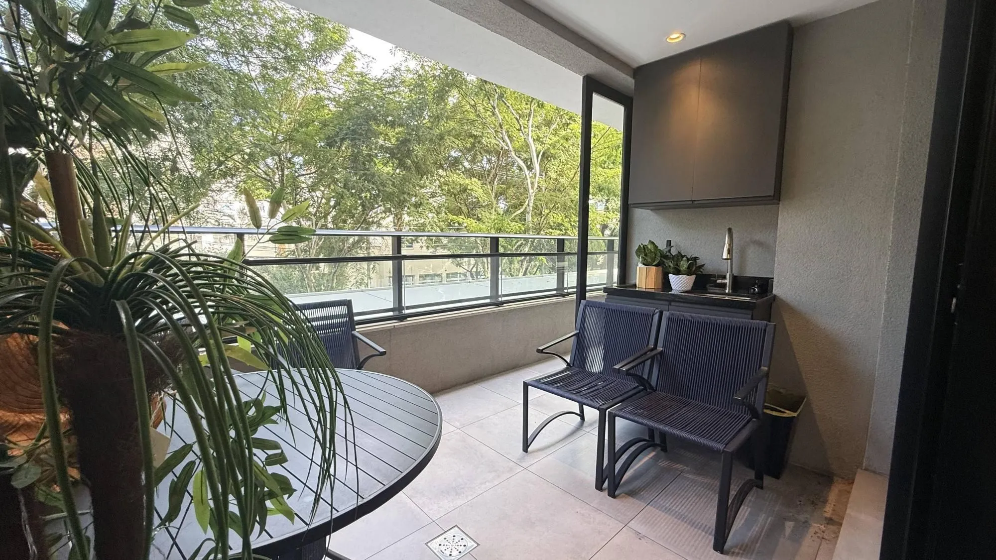 Imagem Apartamento Garden 2 suítes, 182m², 2 vagas - bairro Petrópolis