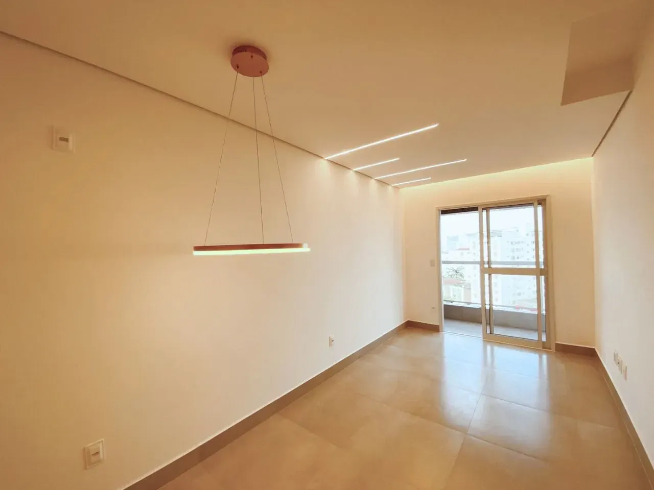 Imagem Apartamento com 2 Quartos à Venda ou Locação, 56 m² em Macuco - Santos