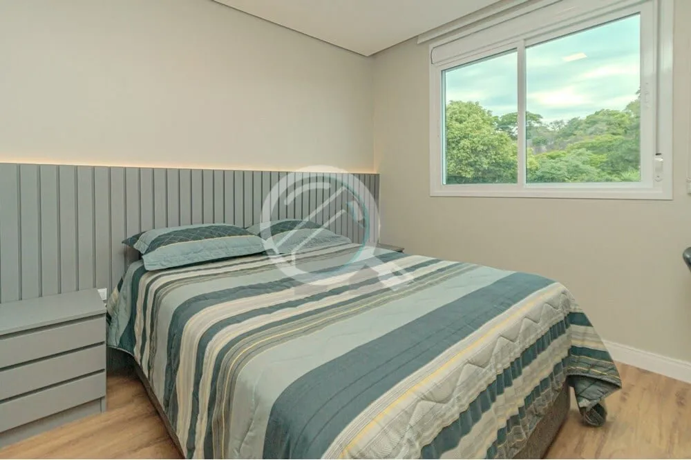 Imagem Apartamento totalmente mobiliado - PORTEIRA FECHADA no Coração do bairro Menino Deus. Com 01 dormi...