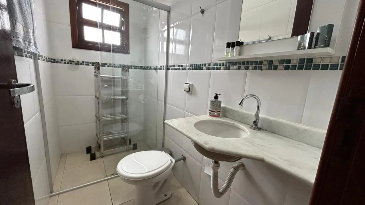 Imagem Casa para Venda em Itanhaém, Cibratel II, 3 dormitórios, 1 suíte, 1 banheiro, 2 vagas
