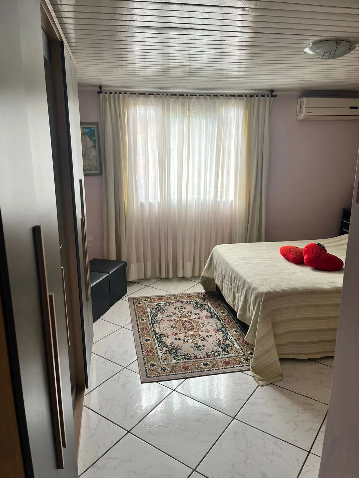 Imagem Casa 3 dormitórios, 1 suíte, 2 vagas, Bairro Parque Florido