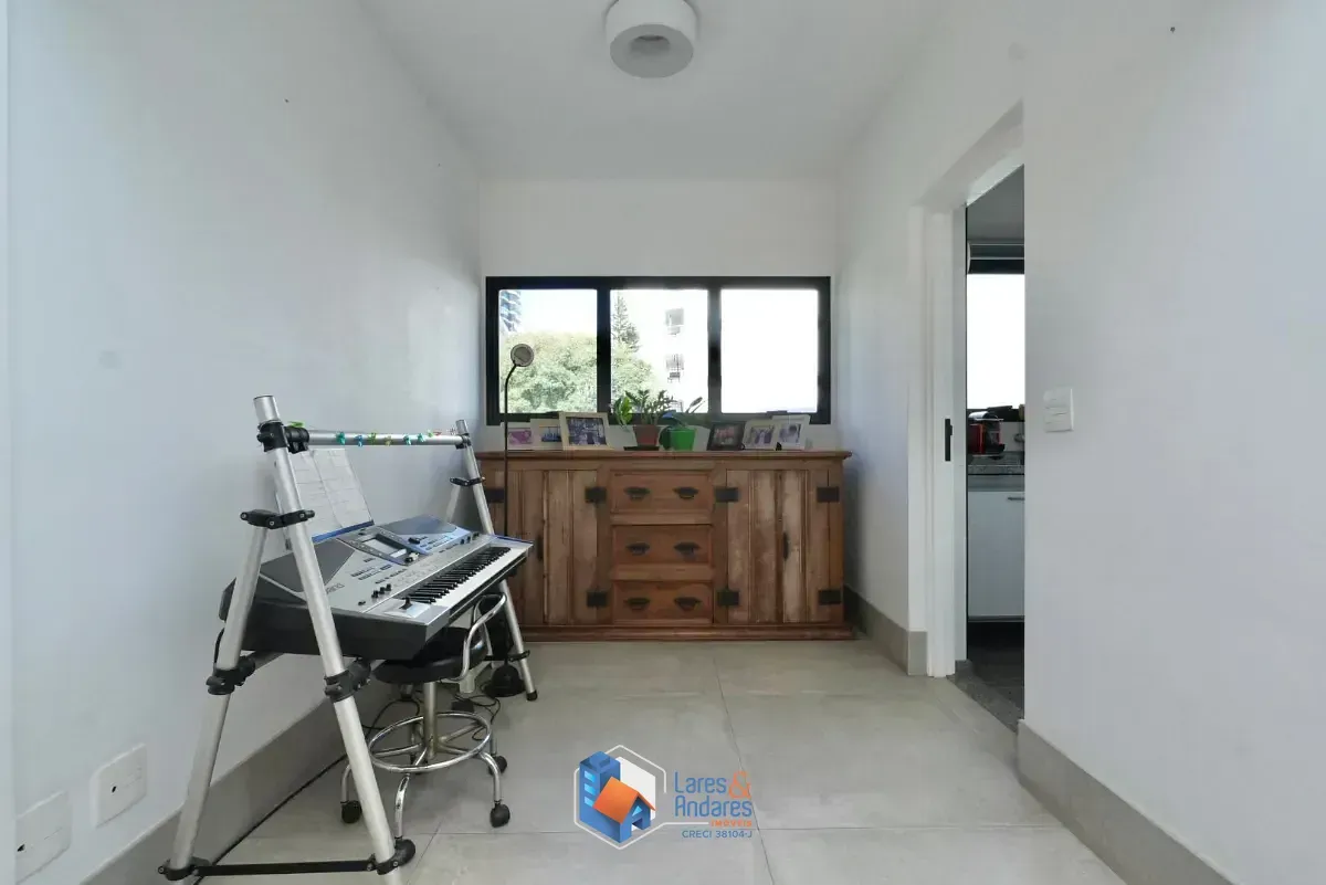 Imagem Apartamento para venda em Higienópolis com 4 quartos, sendo 2 suítes, 226m²