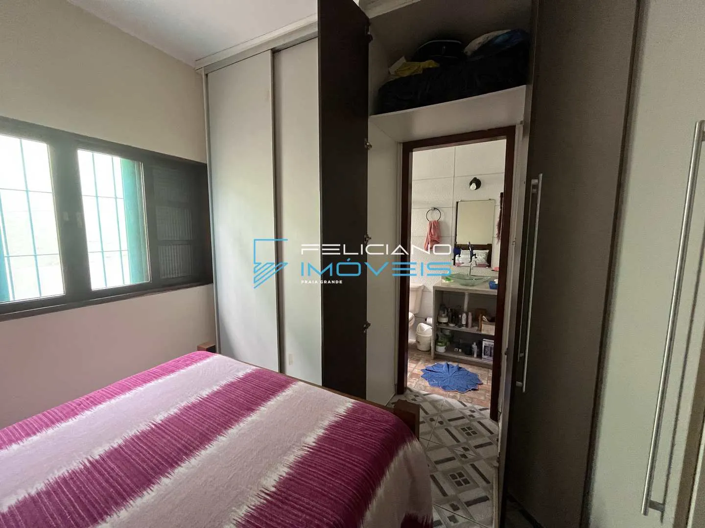 Imagem Casa com 2 quartos, Balneário Flórida, Praia Grande - R$ 420 mil, Cod: 7043
