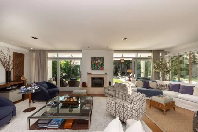Imagem Casa de Vila 3 suítes 515m² Jardim Hípico São Paulo Rua Júlio Verne